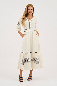 Vestido Off Com Bordado Preto Godê