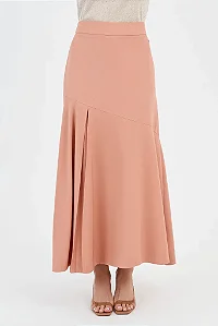 Saia Salmão Em Plano Reta Com Barrado Godê