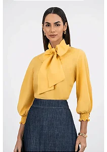 Blusa Plano Com Amarração No Decote Via Tolentino