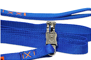 Guia com Mosquetão de Soltura Rápida.