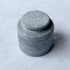 Manteigueira de Pedra Sabão