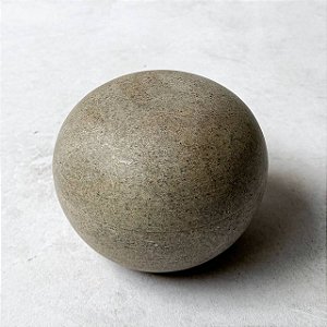 Saleiro Esférico de Pedra-Sabão – Rita Lobo