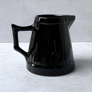 Jarro de Cerâmica com Frizo - Preto