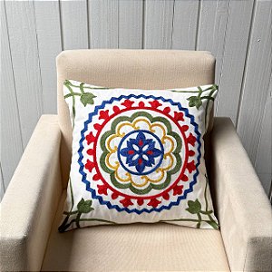 Capa de almofada bordada - 45cm x 45cm