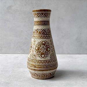 Vaso Pedra Sabão Bordado Caramelo - 21cm