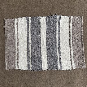 Tapete Multiuso Peludo - 75cm x 55cm