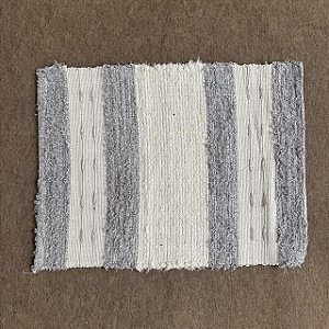 Tapete Multiuso Peludo - 75cm x 55cm