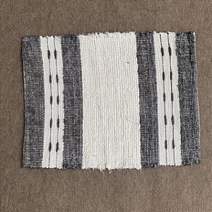 Tapete Multiuso Peludo - 75cm x 55cm