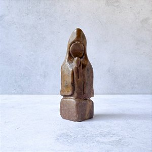 Mini Santa Pedra Sabão Envernizada - 10cm