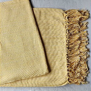 Manta M Amarelo - 2,40m x 1,80m