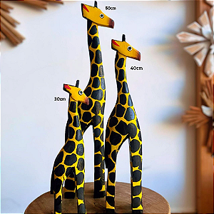 Trio de Girafas em Madeira Decorativas