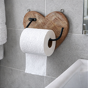 Porta Papel Higiênico / Toalha Decorativo Coração – Madeira e Ferro