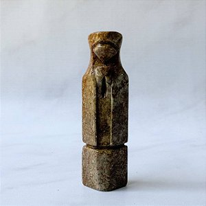 Santa Pedra Sabão Envernizada - 15cm