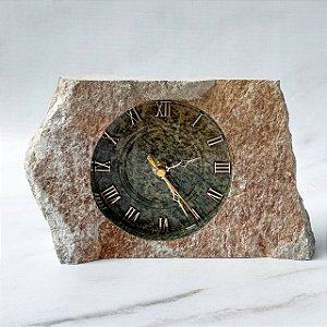 Relógio de Pedra Sabão