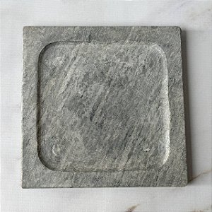 Base Quadrada de Pedra Sabão - 20cm