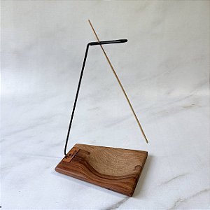 Incensário de Madeira