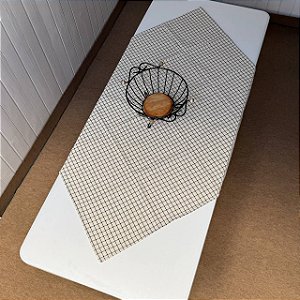 Toalha de Mesa 2m x 2m - Cru com Grid Azul Marinho