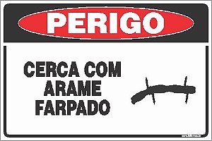 Placa de perigo cerca com arame  farpado
