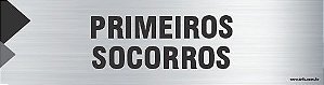 Placa de identificação primeiros  socorros