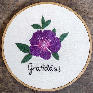 Violeta - Bordado a Mão em Bastidor - Pássaros Caparaó