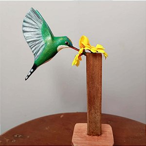 Beija-flor-de-papo-branco - Miniatura madeira Valdeir José
