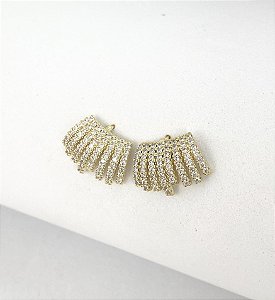 Brinco cascata cravejado