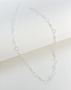 Choker pérolas corações