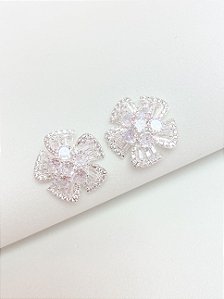 Brinco flor pedrarias luxo