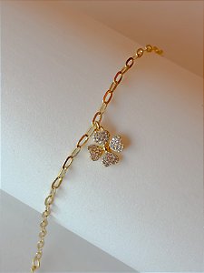 Pulseira elos trevo cravejada
