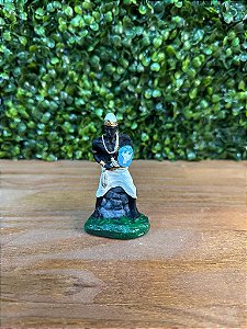 ORIXÁ PQ OXAGUIAN 10 CM EM RESINA