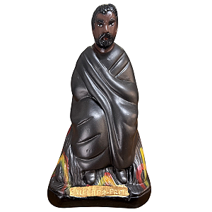 IMAGEM DE GESSO EXÚ CAPA PRETA SENTADO