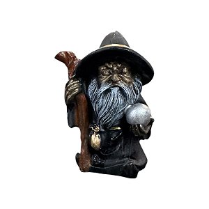 BRUXA COM CORUJA PRETA