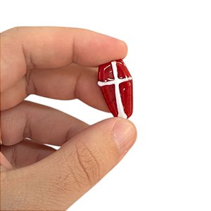 CAIXÃO COM FURO M VERMELHO E BRANCO