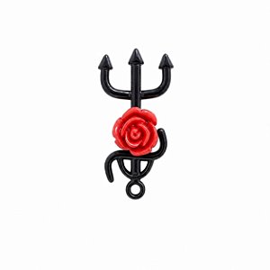 PINGENTE GARFO PRETO GRANDE FLOR VERMELHA 1UN