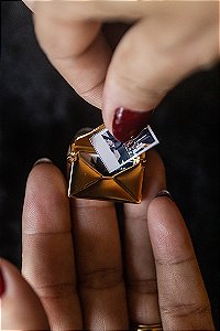 Cordão + Pingente personalizado com foto formato envelope de carta