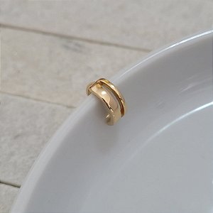 Brinco Piercing Fake Liso Banhado a Ouro 18K