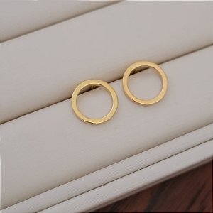 Brinco Frontal Liso Médio  Banhado a Ouro 18K