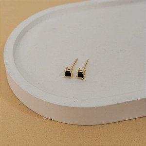 Brinco Quadrado Onix Banhado a Ouro 18K