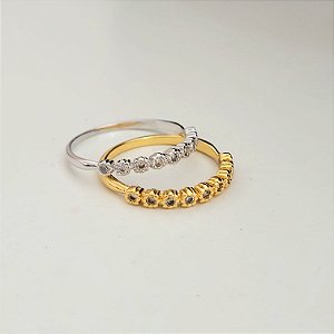 Anel Meia Aliança Mini Flor C/ Zircônia