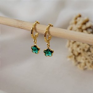 Brinco Argolinha C/ Trevo Verde Esmeralda Banhado a Ouro 18K