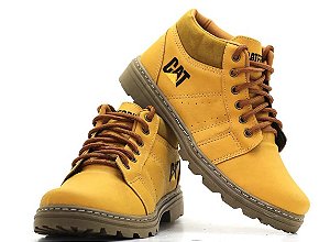 Bota Masculina CAT Caterpillar 090 Couro Legítimo Amarelo Cúrcuma