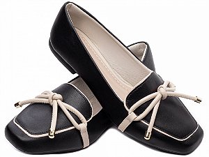 Mocassim Feminino TORRICELLA Rasteiro Laço em Nó Preto detalhes Off White