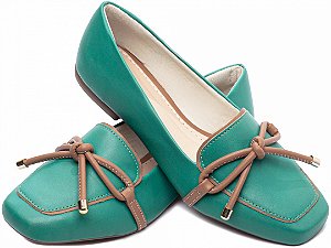 Mocassim Feminino TORRICELLA Rasteiro Laço em Nó Verde Detalhes Bege