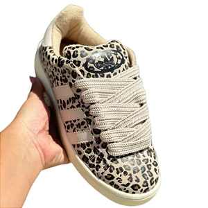 Tênis Feminino ADIDAS Casual AD Campus Couro Camurça Onça e Branco