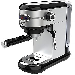Cafeteira QUANTA Stravagante Plus 05 em 01 QTCME35 1450 Watts 220V ~ 50/60 Hz Preto com Prata