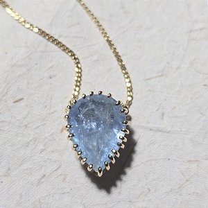 Colar mil Garras Água -Marinha