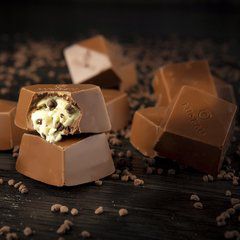 Bombom de Chocolate Belga Ao Leite Zero Açúcar Luckau - Cookie and Cream - 20g UN