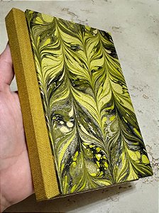 Caderno A6 – Lombada quadrada - Folhas Lisas