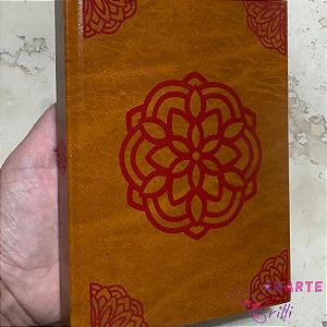 Caderno A6+ Lombada quadrada - Folhas Lisas