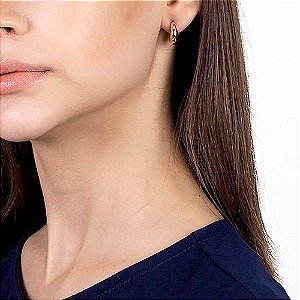 BRINCO ARGOLA LARGA MEIA CANA. MED 1,3 CM